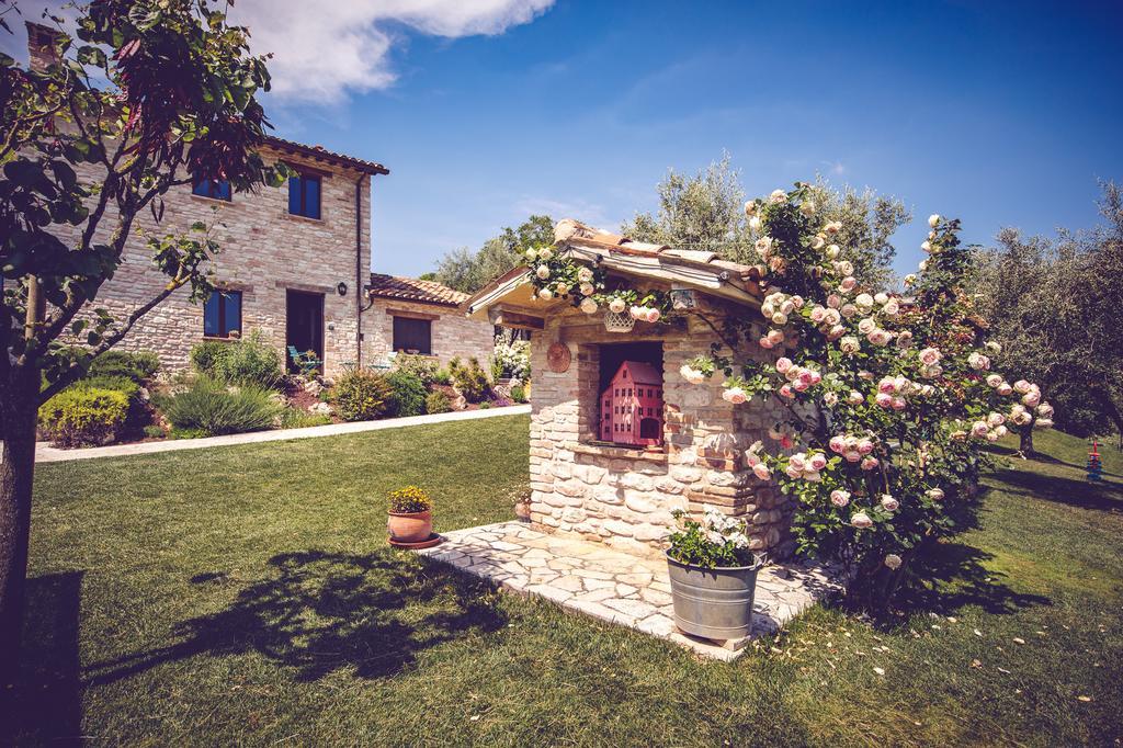 Agriturismo Casal San Sergio Fossombrone Eksteriør billede