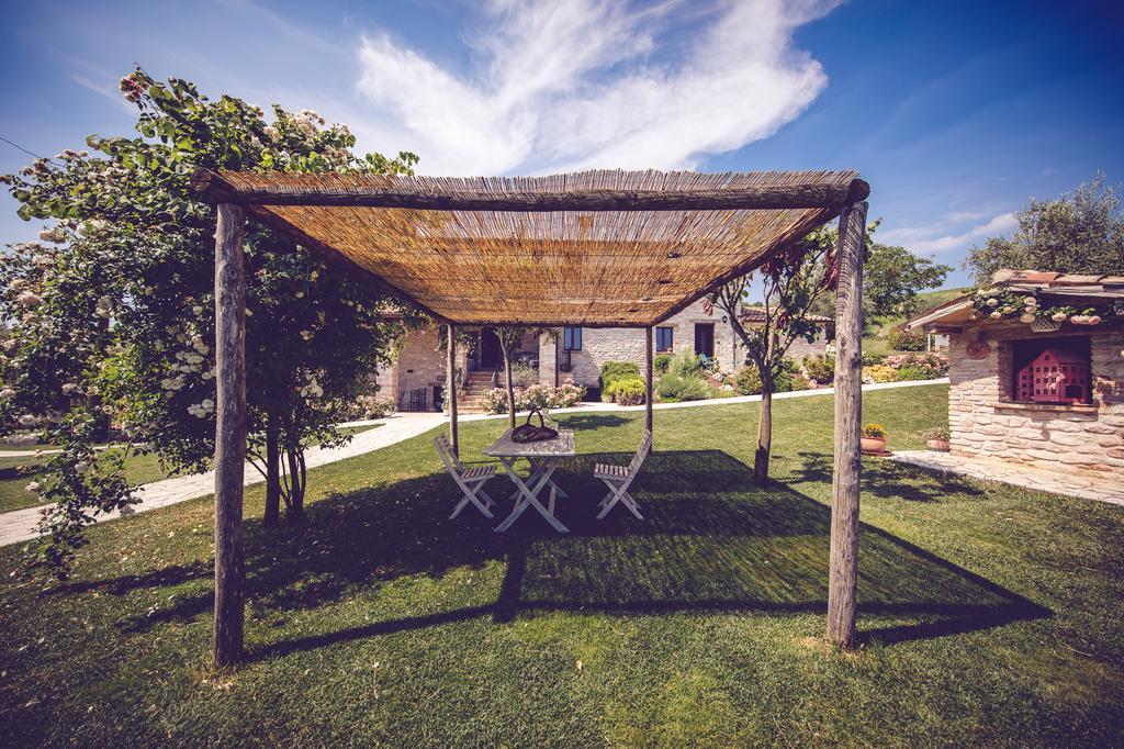 Agriturismo Casal San Sergio Fossombrone Eksteriør billede